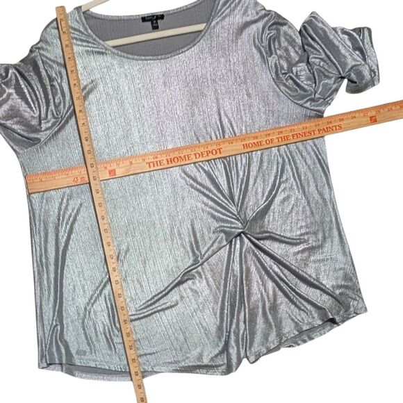 Sami & Jo silver metallic top knotted ruched event plus shine holiday size 2X - Picture 3 of 9